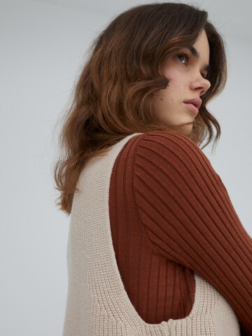 Pull-over 'Hanna' EDITED en beige