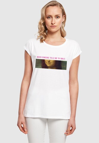 Merchcode Shirt 'Apoh - Da Vinci Smile Mona' in Wit: voorkant