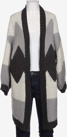 Lost Ink Sweater & Cardigan in S in Grey: front