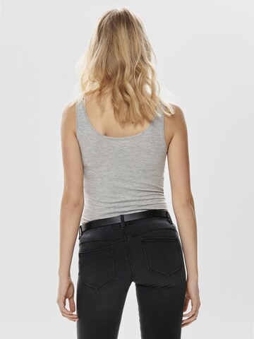 ONLY Top in Grey