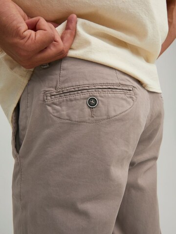 Coupe slim Pantalon chino 'Marco Fred' JACK & JONES en gris