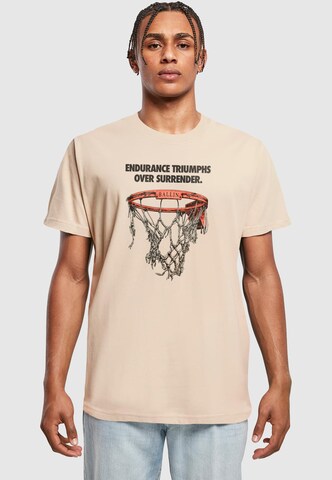 T-Shirt 'Triumph Over Surrender' Mister Tee en beige : devant