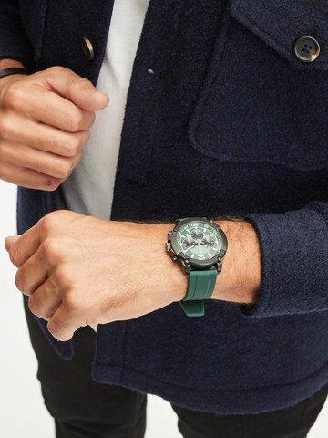 FYNCH-HATTON Analog Watch in Green