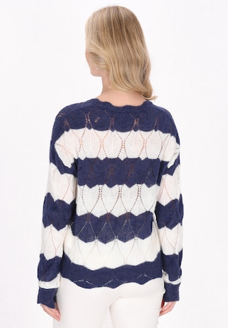Usha Trui in Blauw