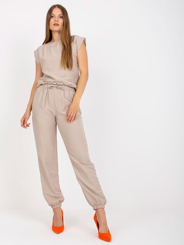 Madnezz House Pantsuit in Beige: front