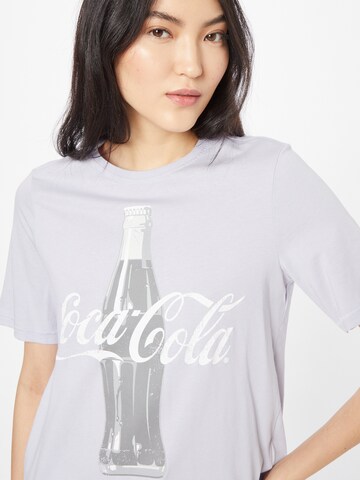 ONLY Shirt 'COCA COLA' in Lila