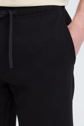 INDICODE JEANS Regular Chinoshorts ' IDCowsol ' in Schwarz