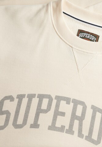Sweat-shirt 'Athletic Essentials' Superdry en blanc
