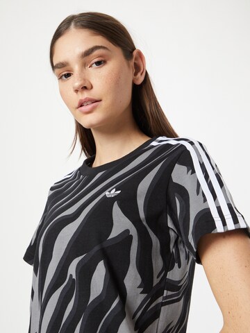 ADIDAS ORIGINALS Μπλουζάκι 'Abstract Allover Animal Print' σε μαύρο