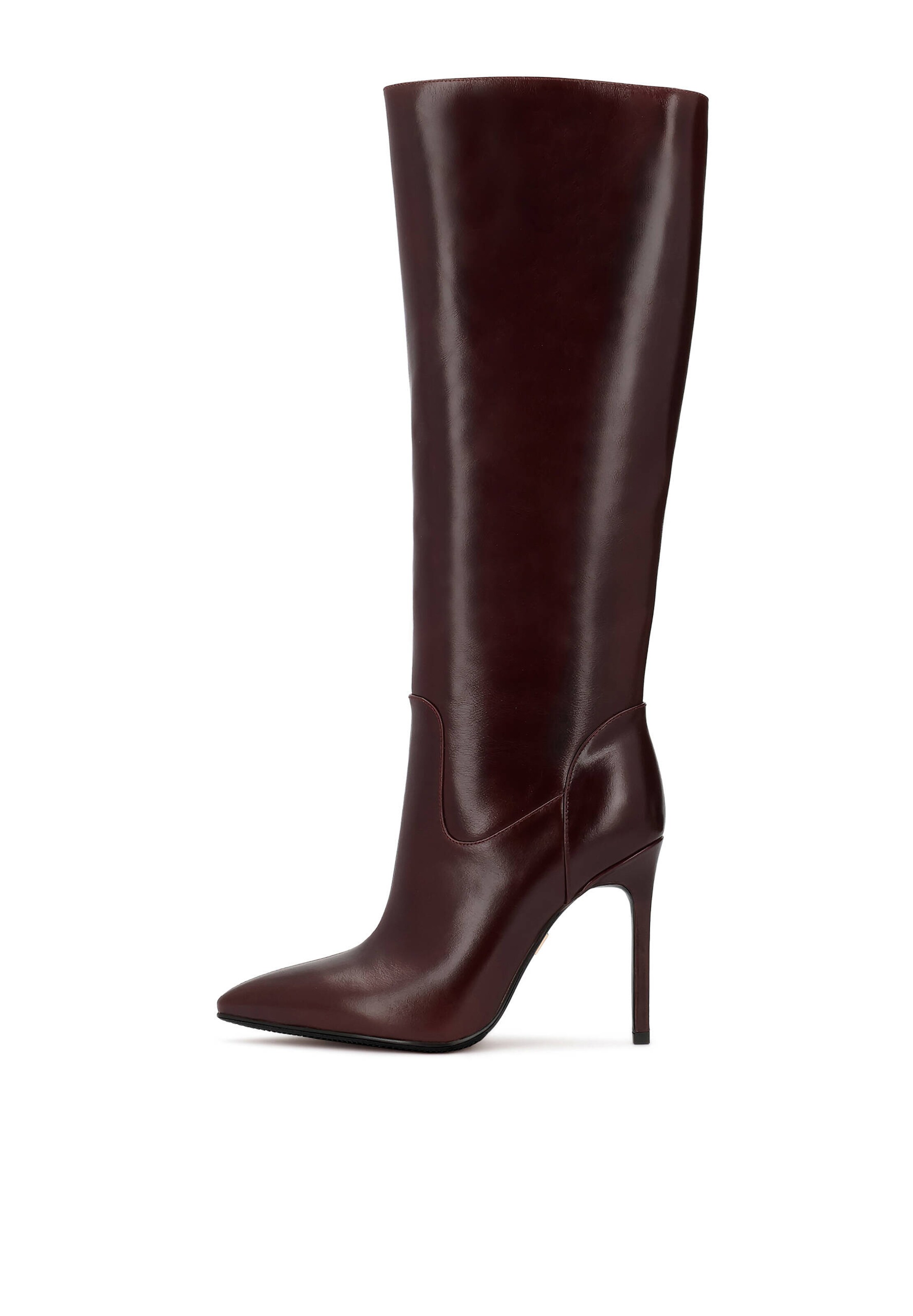 Kazar Boots in Red: front