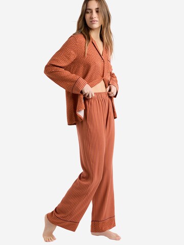 ETAM Pyjamahose 'Manari' in Braun