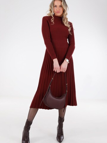 YC Fashion & Style Dress 'Elegant Flare' in Red: front