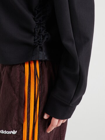 ADIDAS ORIGINALS Sweatshirt in Black