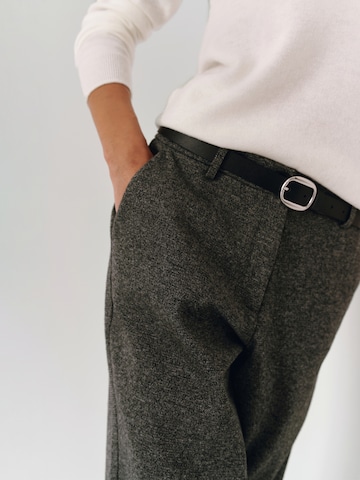 regular Pantaloni 'Carso 1' di TATUUM in grigio