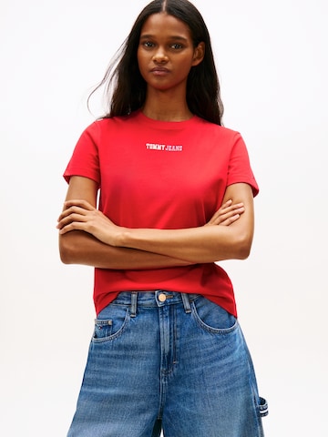 Tommy Jeans Póló 'ESSENTIAL' - piros: elől