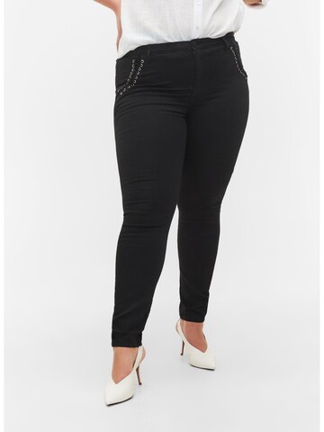 Zizzi Slimfit Jeans 'Amy' in Zwart: voorkant