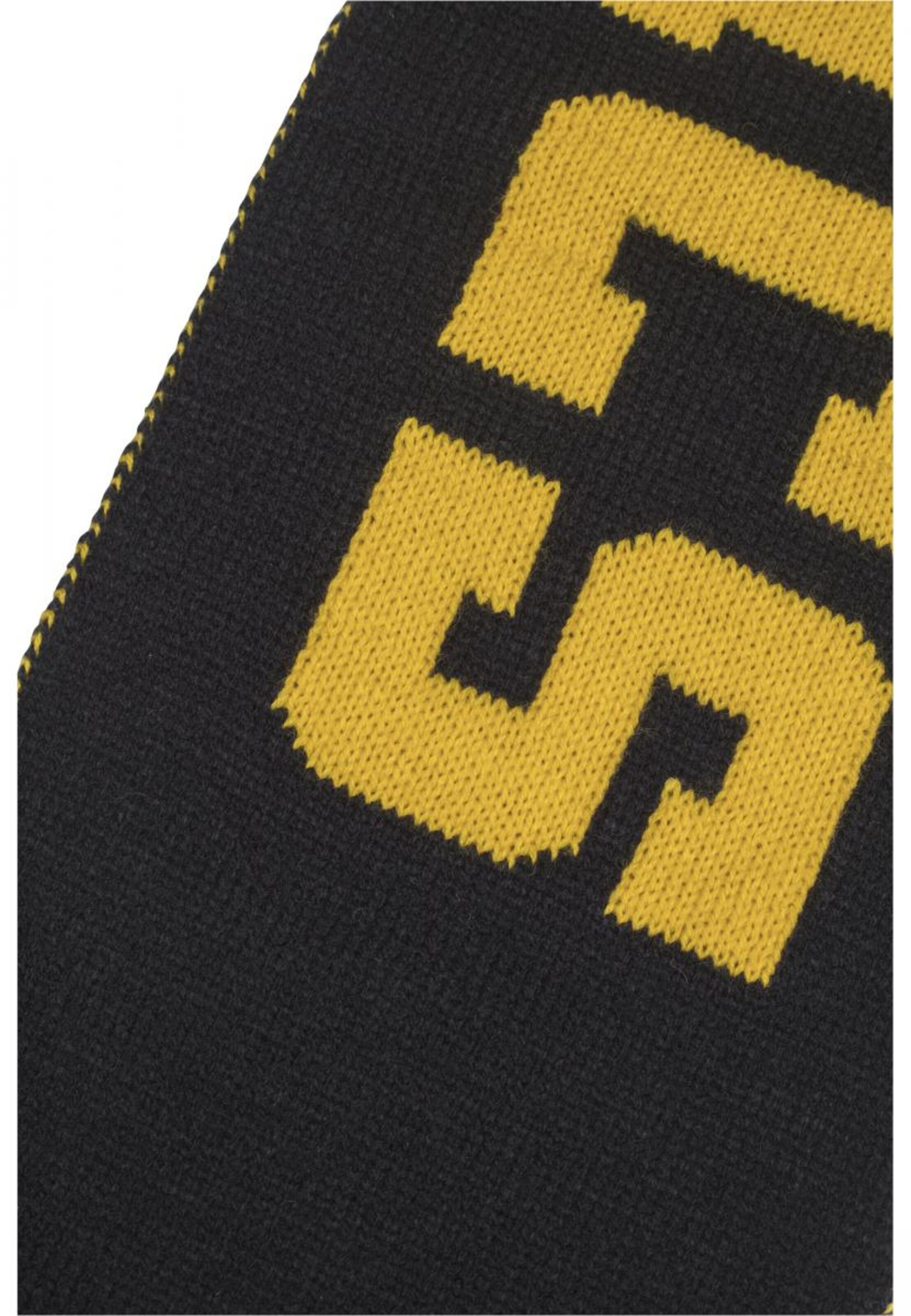 Urban Classics Scarf in Black