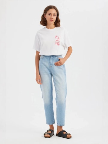 Hiccup - Camisa oversized em branco