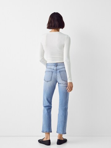 Bershka Regular Jeans in Blauw