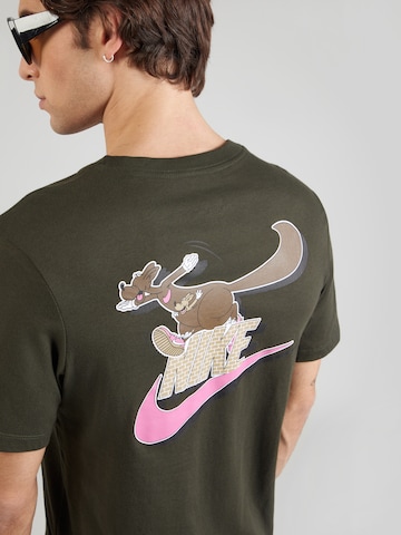 Nike Sportswear Koszulka 'CLUB NEO VARSITY' w kolorze zielony