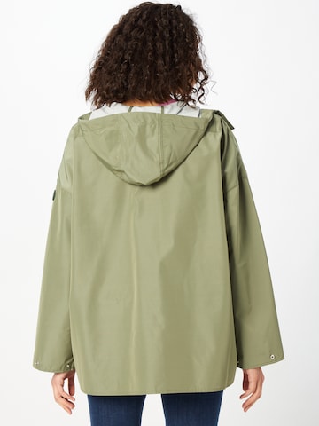 QS Between-Season Jacket in Green