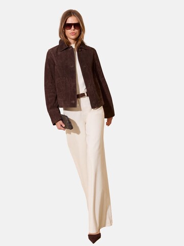 Veste mi-saison Friends Like These en marron : devant