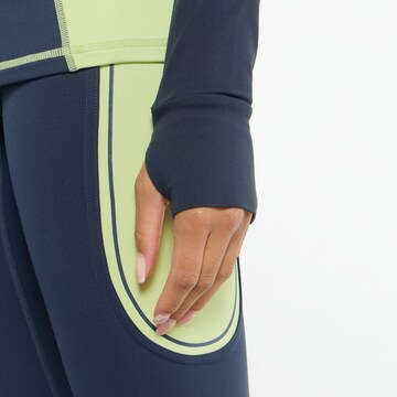 zils A-Game Sporta krekls 'Thermal'