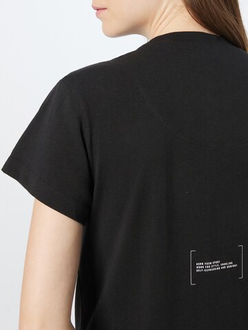 ADIDAS SPORTSWEAR Λειτουργικό μπλουζάκι 'Classic' σε μαύρο