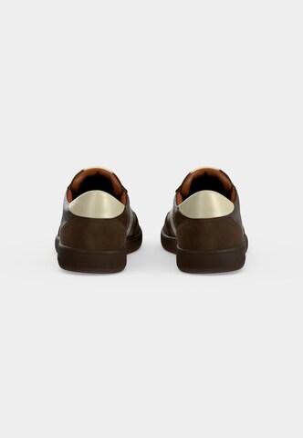 Baskets basses 'RADIUS' Valentino Shoes en marron