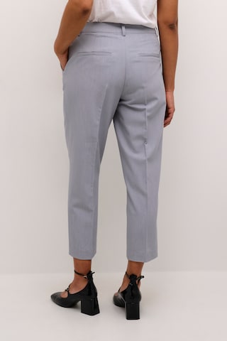 Regular Pantalon 'Sakura' Kaffe en gris