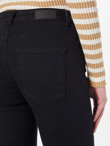 VERO MODA Skinny Jeans 'Peach' i sort