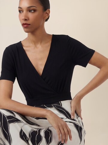 APART Kleid in Schwarz