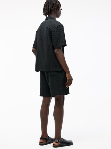 Pull&Bear Loosefit Broek in Zwart