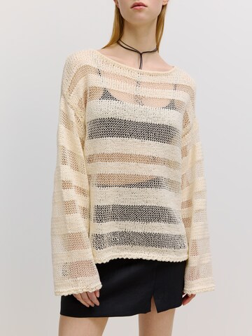 EDITED Sweater 'Frantje' in White: front