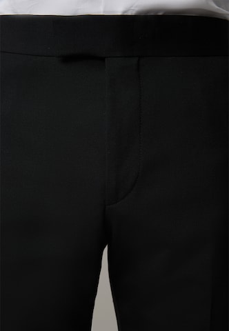 STRELLSON Slim fit Pleated Pants 'Matt' in Black