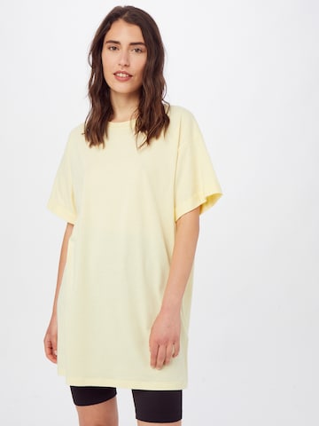 mbym T-shirt 'Rayhana' i gul: framsida