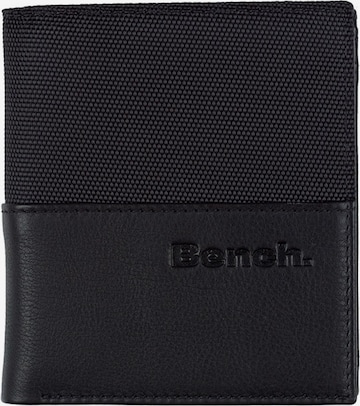 BENCH Wallet in Black: front