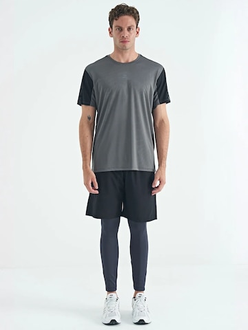 Skinny Pantalon de sport Tommy Life en noir