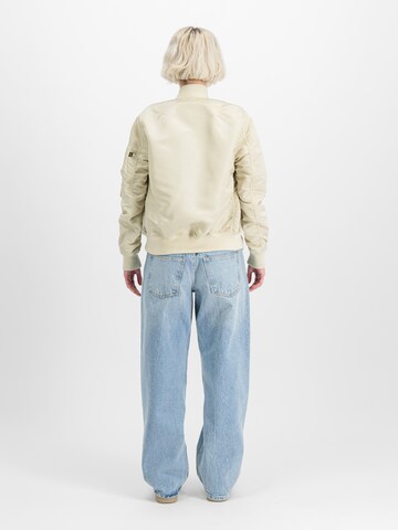 ALPHA INDUSTRIES Демисезонная куртка 'MA-1 VF LW' в Бежевый