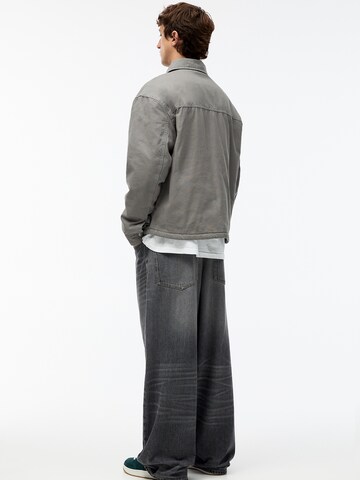 Veste mi-saison Pull&Bear en gris