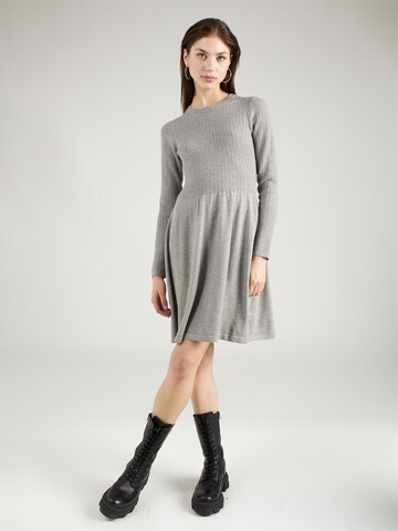 Robe 'Claire' ABOUT YOU en gris : devant