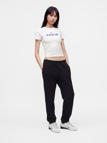 Nike SportswearTapered Hlače - crna boja