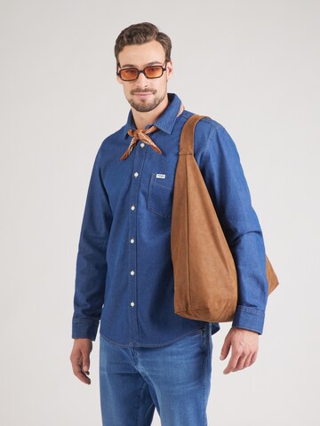 WRANGLER Regular Fit Hemd in Blau: Vorderseite