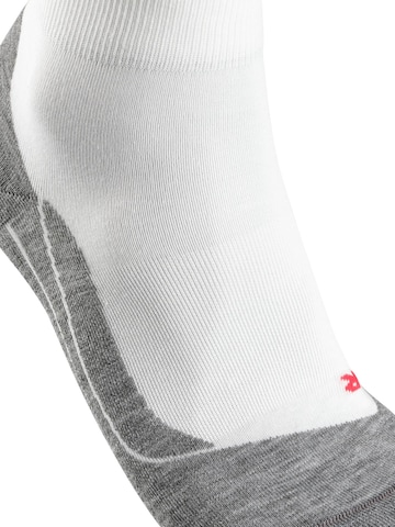 FALKE Athletic Socks 'RU4 Endurance Short' in White