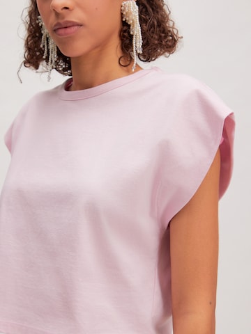 Tricou 'Xophia' de la EDITED pe roz