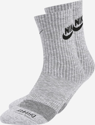 Chaussettes Nike Sportswear en gris : devant