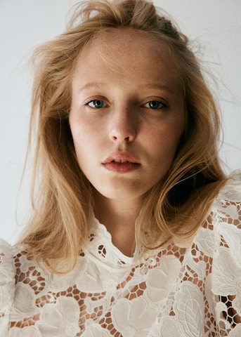 MANGO Blouse in White