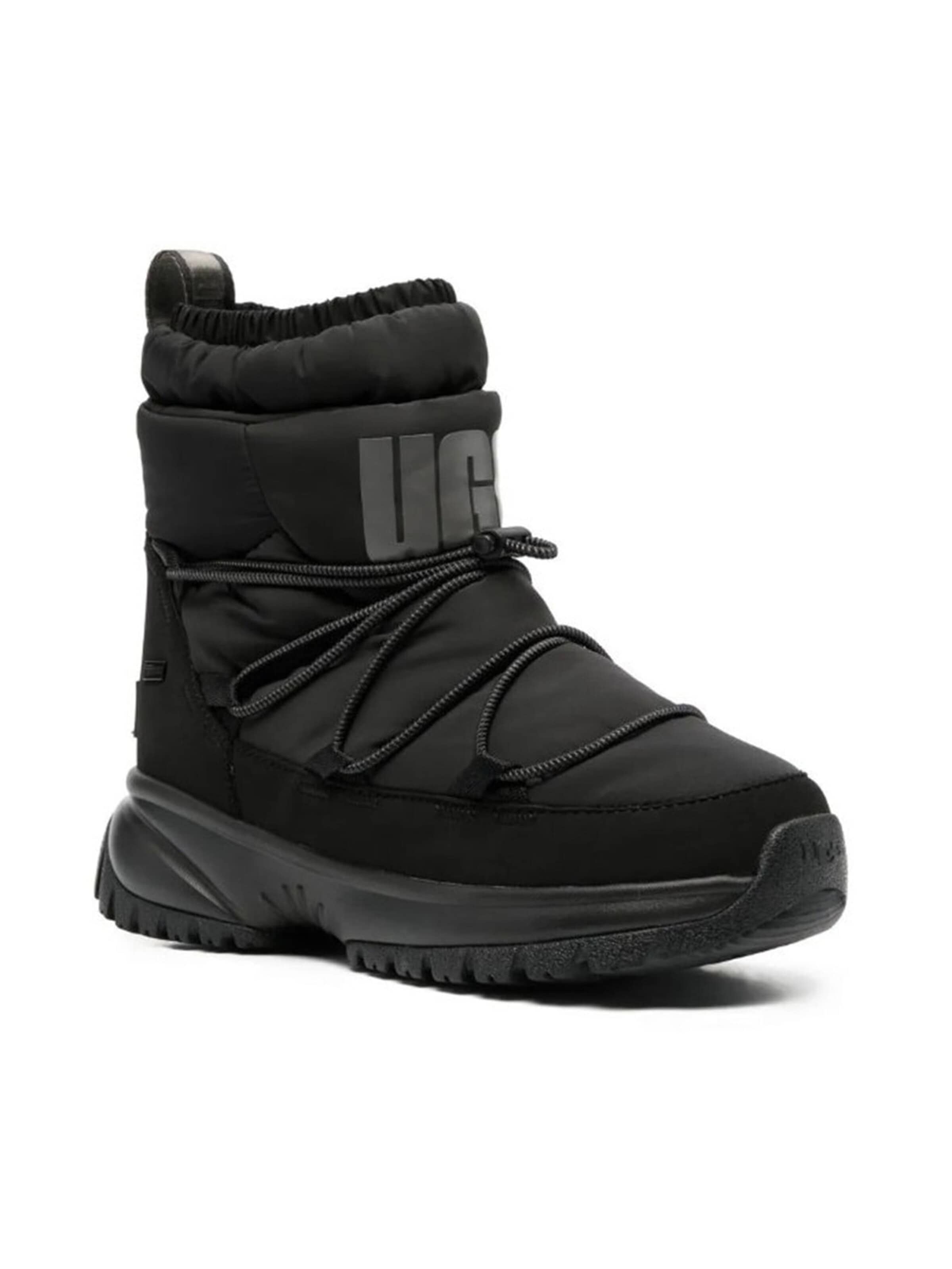 UGG Snowboots 'YOSE PUFFER MID BLACK'‌‌‌‌‌‌ in Schwarz: Vorderseite