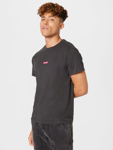 LEVI'S ® Shirt 'Relaxed Baby Tab Short Sleeve Tee' in Schwarz: predná strana