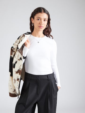 Maglietta 'ONLVAL' di ONLY in bianco: frontale